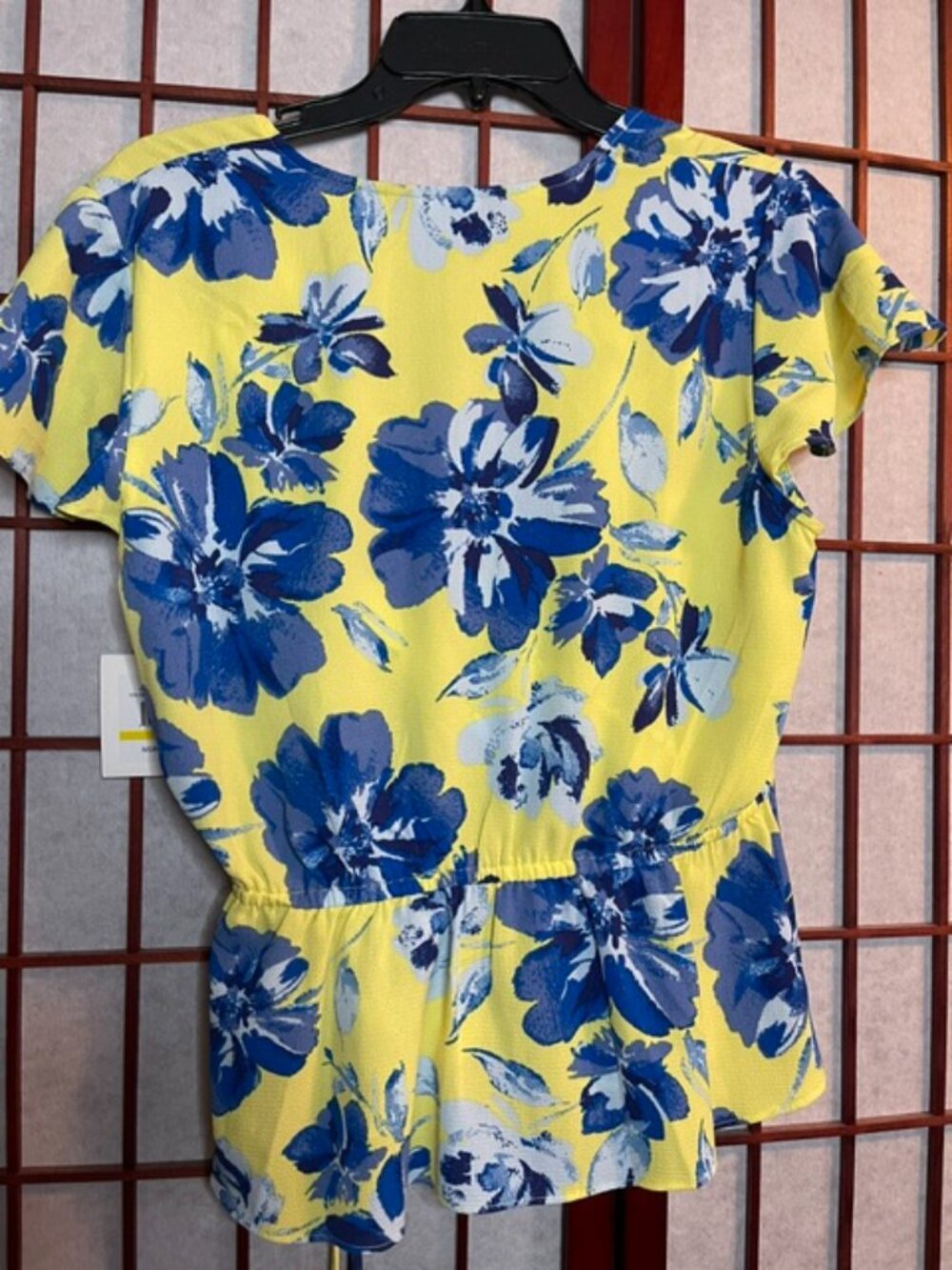 Blouse - Picture 2 of 6